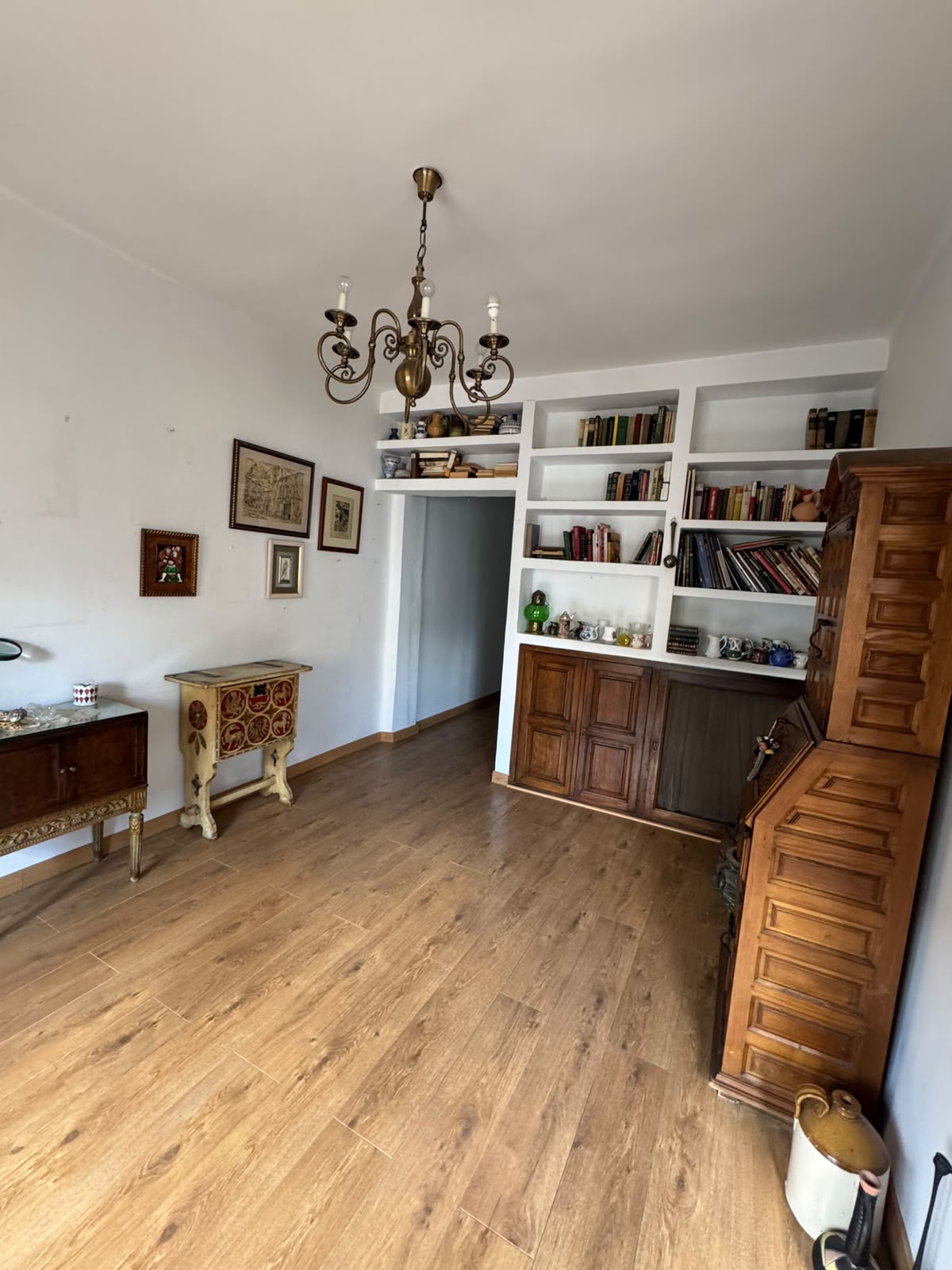 Salón de la vivienda en calle Maldonado