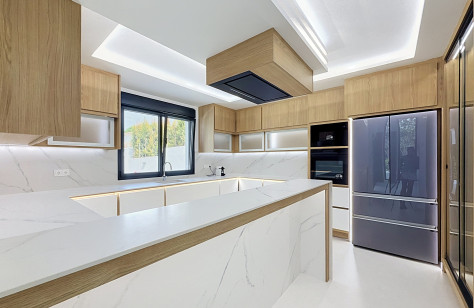 Cocina de la villa en Guadalmina Alta