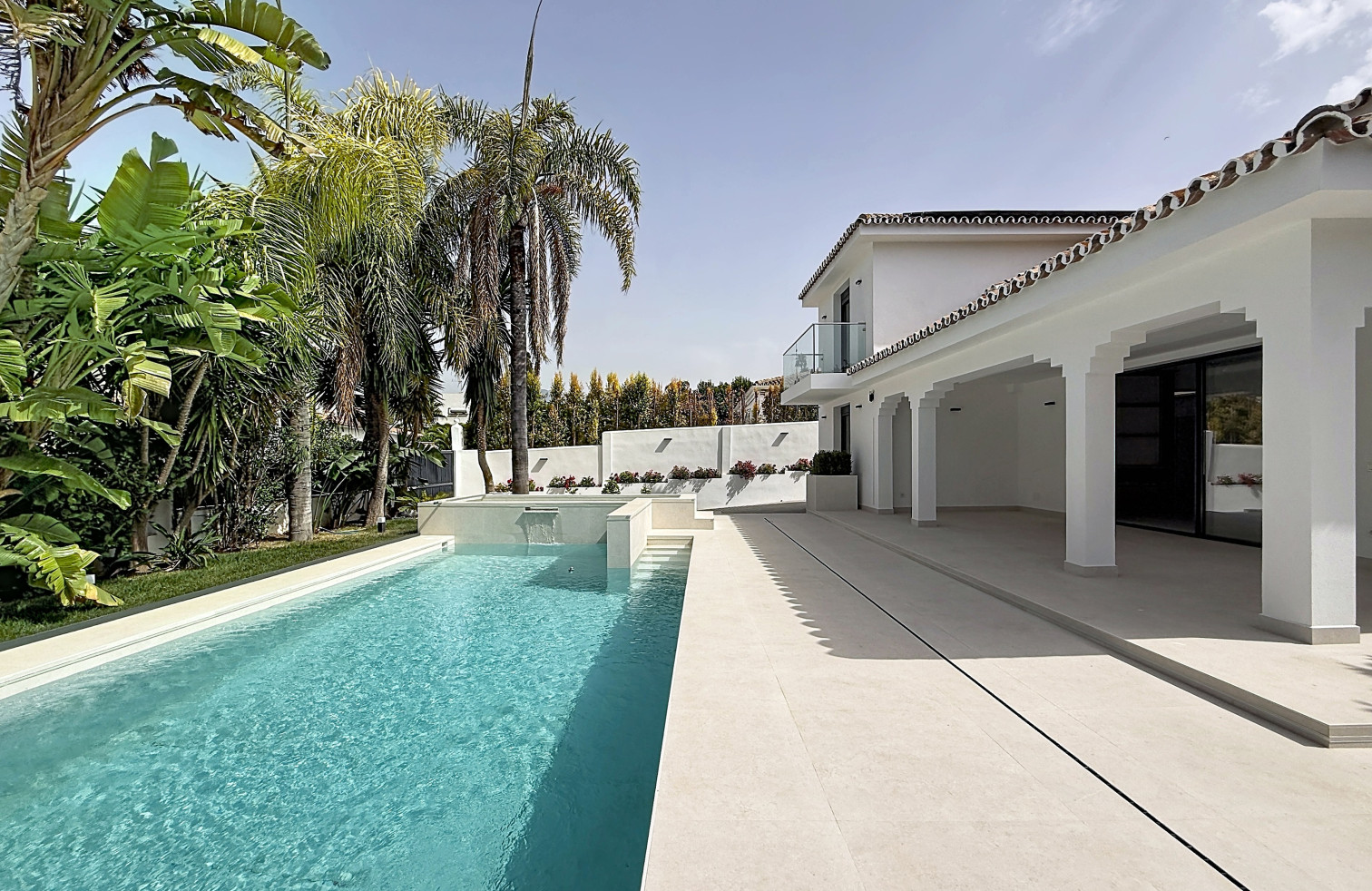 Villa con jardín en Guadalmina Alta
