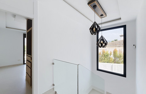 Escalera de la villa en Guadalmina Alta